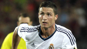 Ver vídeo  'Cristiano Ronaldo adelanta al Real Madrid (0-1)'