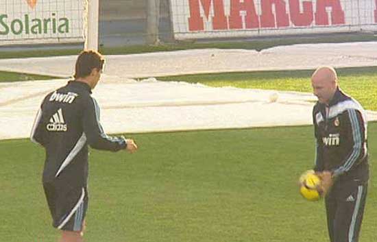 Cristiano ya toca bal�n