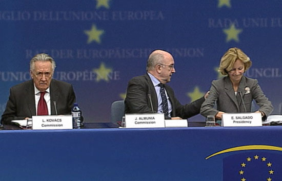 Cr&iacute;ticas desde el Gobierno a las palabras que ayer pronunci&oacute; en Bruselas el comisario Joaqu&iacute;n Almunia 