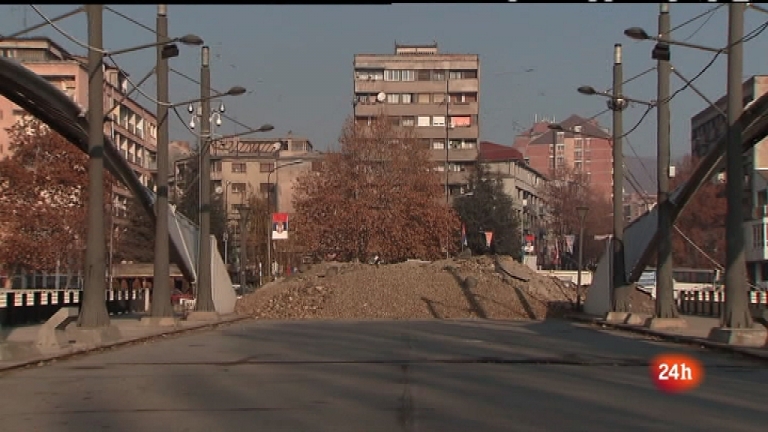 En portada - Cr&oacute;nica de Mitrovica