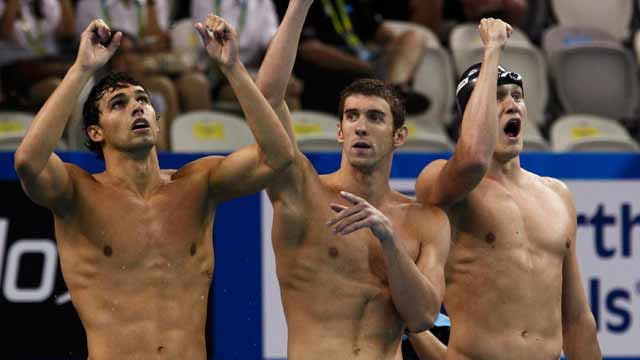 Cuarto oro de Lochte, segundo de Phelps
