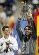En cuatro sets (6-4, 5-7, 6-4 y 6-2) gan&oacute; al serbio Novak Djokovic, que jug&oacute; su segunda final en el torneo neoyorquino.