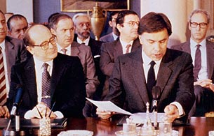 Ver v&iacute;deo  'Cuevas, elegido presidente de la CEOE (1984)'