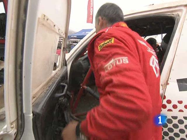 Acabar en el Dakar m&aacute;s vale tarde que nunca
