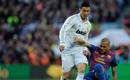 Dani Alves, de extremo, defend&iacute;a la banda por donde atacaba Cristiano Ronaldo