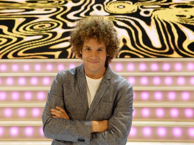 C&aacute;ntame c&oacute;mo pas&oacute; - Eurovisi&oacute;n 2010: Dani, consejero de C&aacute;ntame