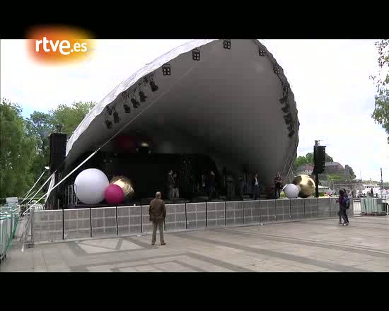 Eurovisi&oacute;n 2010 - Dani se prepara en el Eurovillage