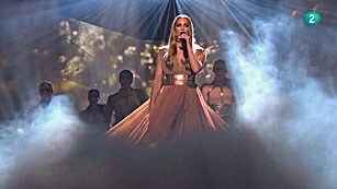Ver vídeo  'Darin y Agnes han actuado en el intervalo de la segunda semifinal de Eurovisión 2013'