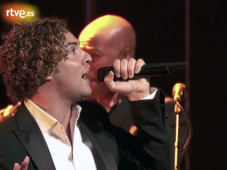 Ver v&iacute;deo  'David Bisbal. 10 a&ntilde;os con TVE - Llorar&eacute; las penas'