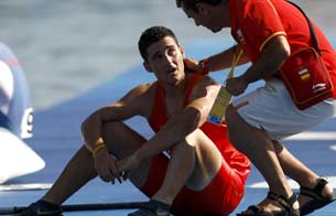 Ver v&iacute;deo  'David Cal se marea en el podio'