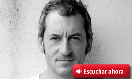 David Villanueva nos presenta en ac&uacute;stico su disco-libro 'Planeta mojado'