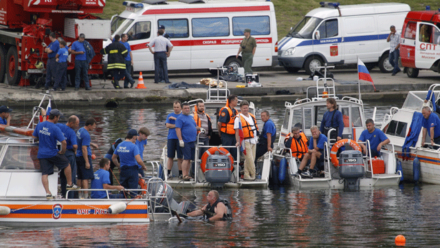Una decena de muertos tras un choque entre lanchas en el r&iacute;o Moscova