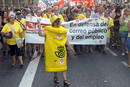 DECENAS DE MILES DE PERSONAS PROTESTAN EN BARCELONA CONTRA LOS RECORTES