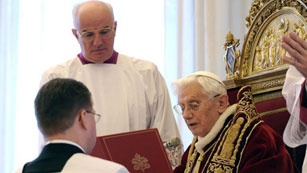 Ver v&iacute;deo  'La decisi&oacute;n del Papa es portada en medios europeos, Am&eacute;rica, en el mundo &aacute;rabe y en Israel'