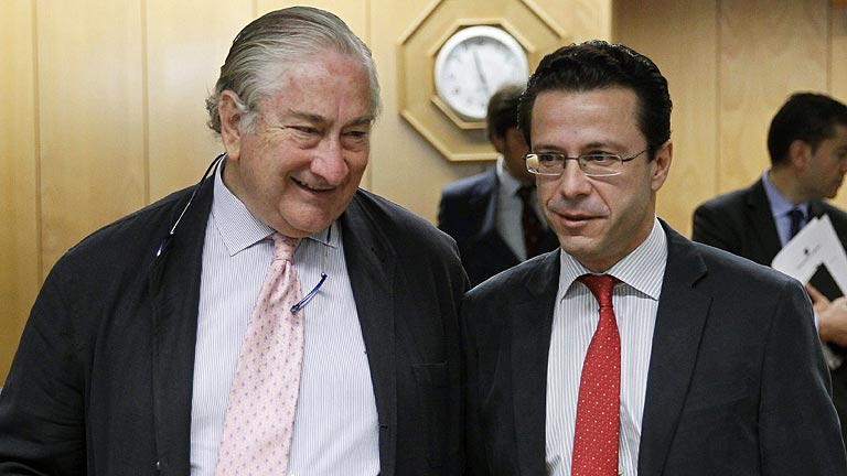 El nuevo consejero de Sanidad dice que quiere recomponer relaciones con los profesionales sanitarios 
