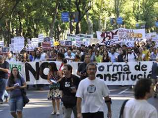 Ver v&iacute;deo  'Declaraciones de manifestantes contra la reforma constitucional en Madrid'