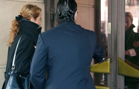 El juez Baltasar Garz&oacute;n toma declaraci&oacute;n a los imputados en la presunta trama de corrupci&oacute;n y tr&aacute;fico de influencias.