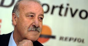 Ver v&iacute;deo  'Del Bosque, ante "decisiones dolorosas" para conformar la lista de la Eurocopa'
