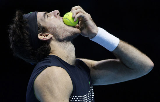 Del Potro derrota a Soderling en la segunda semifinal de la Copa Maestros