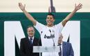 El delantero portugu&eacute;s ha pronunciado un peque&ntilde;o discurso, en el que ha destacado que ha cumpllido un sue&ntilde;o, visti&eacute;ndose de blanco