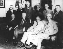 Una de las delegaciones que tomó parte en Bretton Woods. Una de las delegaciones que tomó parte en Bretton Woods.