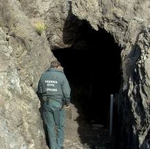 DENUNCIAN A UN GANADERO POR UTILIZAR COMO PESEBRES TUMBAS DEL SIGLO VI A.C.