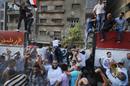 DERRIBO DEL MURO CONSTRUIDO POR LA EMBAJADA ISRAEL&Iacute; EN EL CAIRO