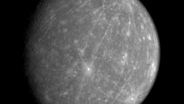 La NASA confirma el hallazgo de grandes cantidades de agua helada en Mercurio