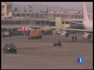 Ver v&iacute;deo  'Desde el terremoto no se ha visto a ning&uacute;n miembro del gobierno haitiano'