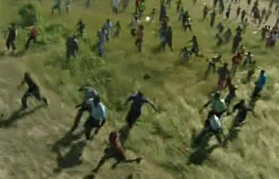 Ver v&iacute;deo  'Desesperados por la lentitud de la ayuda'