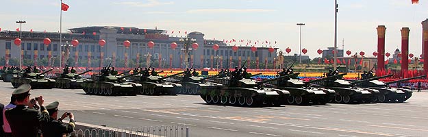 Desfile militar por el 60&ordm; aniversario de la China Popular