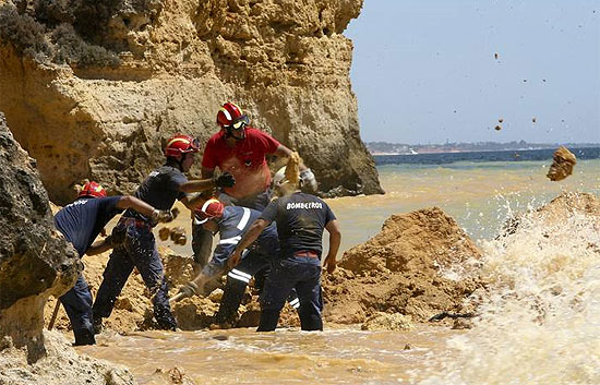Cinco muertos en un desprendimiento en el Algarve