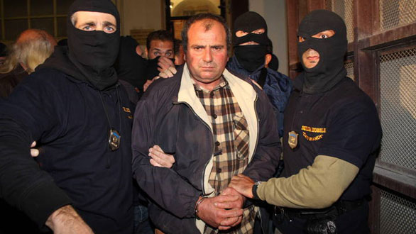 DETENIDO DOMÉNICO RACCUGLIA, UN IMPORTANTE JEFE DE LA MAFIA SICILIANA DETENIDO DOMÉNICO RACCUGLIA, UN IMPORTANTE JEFE DE LA MAFIA SICILIANA