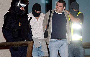 Ver v&iacute;deo  'Detienen a Otegi en una operaci&oacute;n contra la nueva mesa de Batasuna'