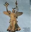 En el diario Eleftheros Typos la tradicional imagen de la diosa en la columna de la victoria de Berl&iacute;n sostiene una esv&aacute;stica en lugar de la corona de laurel.