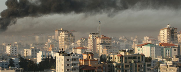 Los tanques israel&iacute;es ya est&aacute;n combatiendo en el centro urbano de la capital de Gaza.