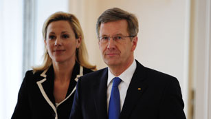 Ver v&iacute;deo  'Dimite el presidente alem&aacute;n Christian Wulff'
