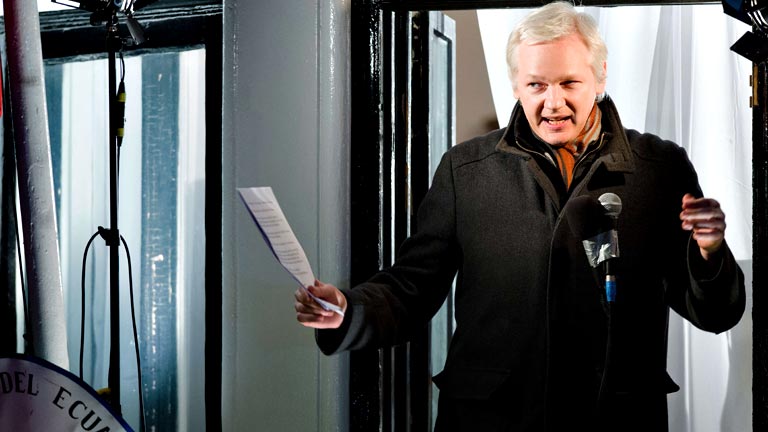 Assange anuncia que Wikileaks publicar&aacute; un mill&oacute;n de documentos confidenciales en 2013 