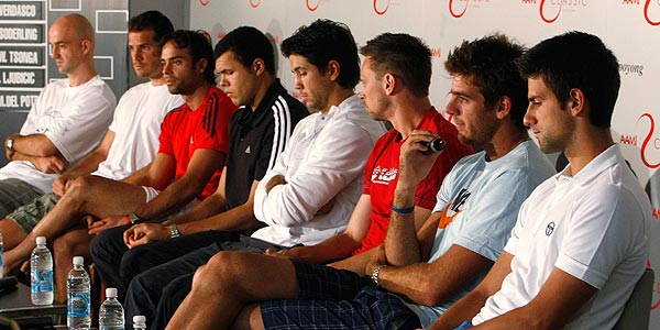 Djokovic y Verdasco en la rueda de prensa de los jugadores del torneo de Melbourne
