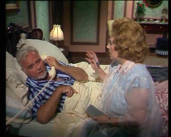 Dr. Caparr&oacute;s, medicina general - El doctor est&agrave; malalt