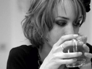 Ver v&iacute;deo  'Documentos TV - Enfrentarse a la anorexia - Avance'