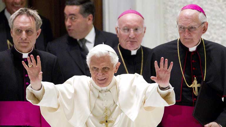 El diario "La Repubblica" recibe tres nuevos documentos secretos del entorno del Papa