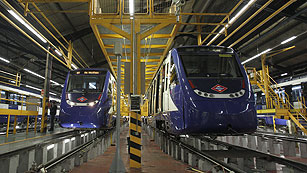 Ver v&iacute;deo  'Dos muertos y dos heridos al chocar un tren en las cocheras de Metro de Madrid'