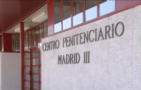Dos presos de la c�rcel de Valdemoro escond�an fotos de menores
