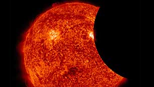 Ver v&iacute;deo  'Un eclipse de Sol desde el espacio'
