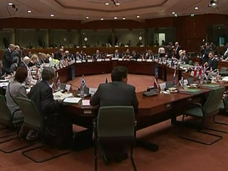 Ver v&iacute;deo  'El Ecofin ratifica el plan de ayuda financiera a Portugal'