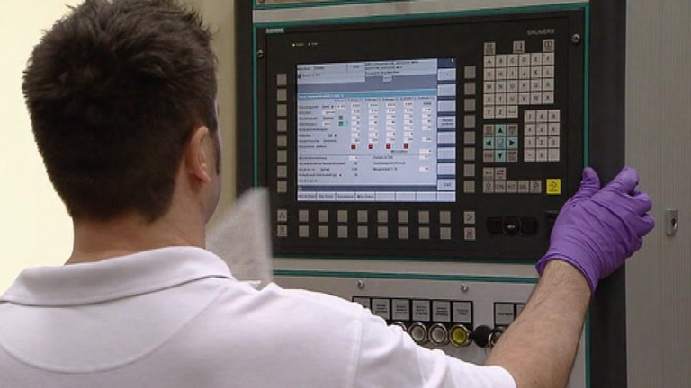 Las econom&iacute;as de la Uni&oacute;n Europea y de la Zona Euro cayeron a finales de 2011