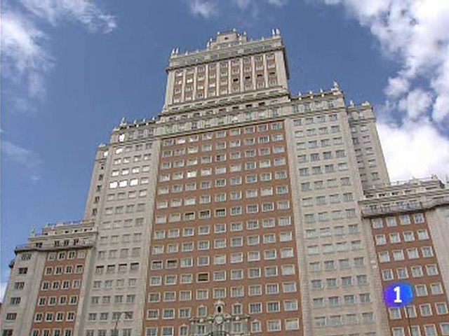 Edificios vac&iacute;os en el centro de Madrid por la crisis