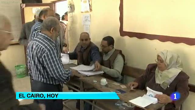 Ir al Video&nbsp;Egipto celebra el refer&eacute;ndum de la pol&eacute;mica Constituci&oacute;n de Morsi