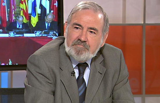 Eguiagaray: Hace falta algo m�s que medidas dom�sticas para salir de la crisis
